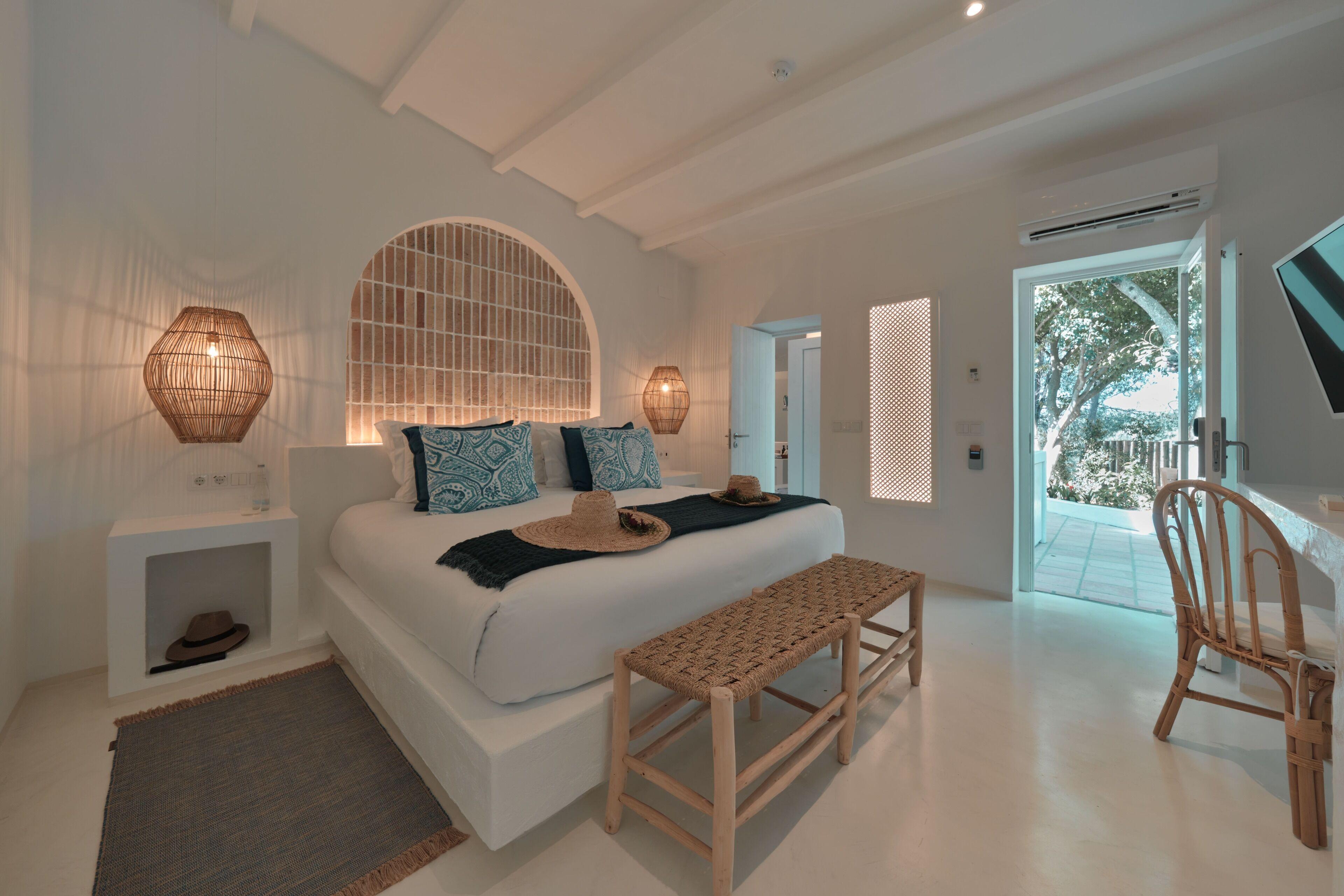 Double bed suite at Octant Hotel Vila Monte