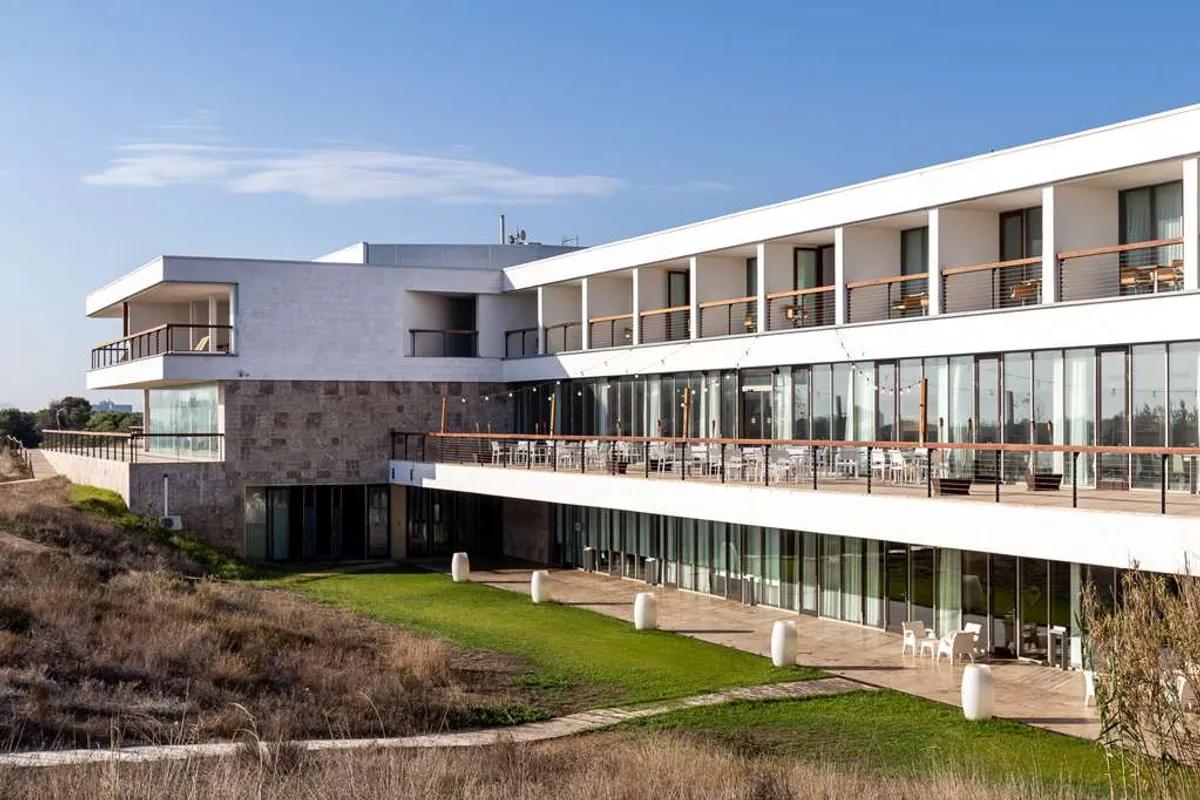Panoramic view of the Parador El Saler building
