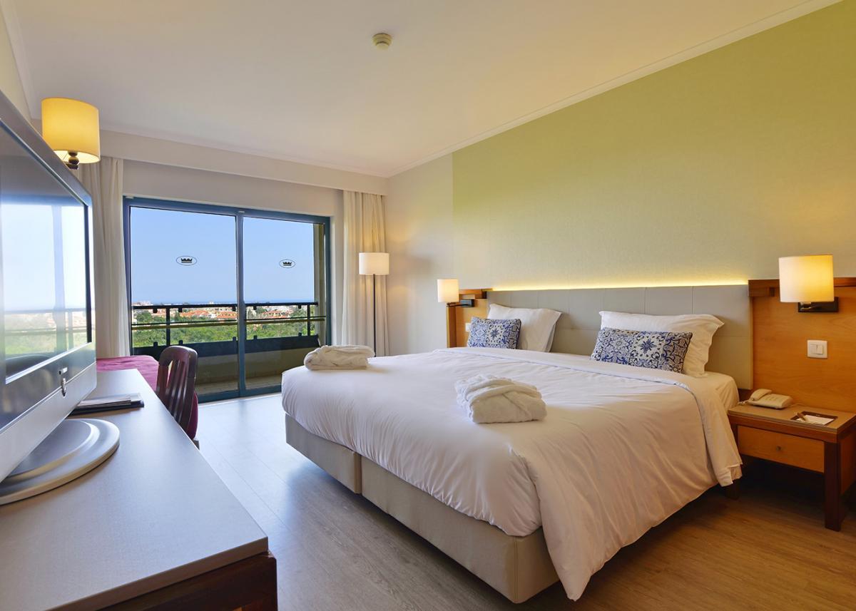 Double bed suite at Real Bellavista Hotel & Spa