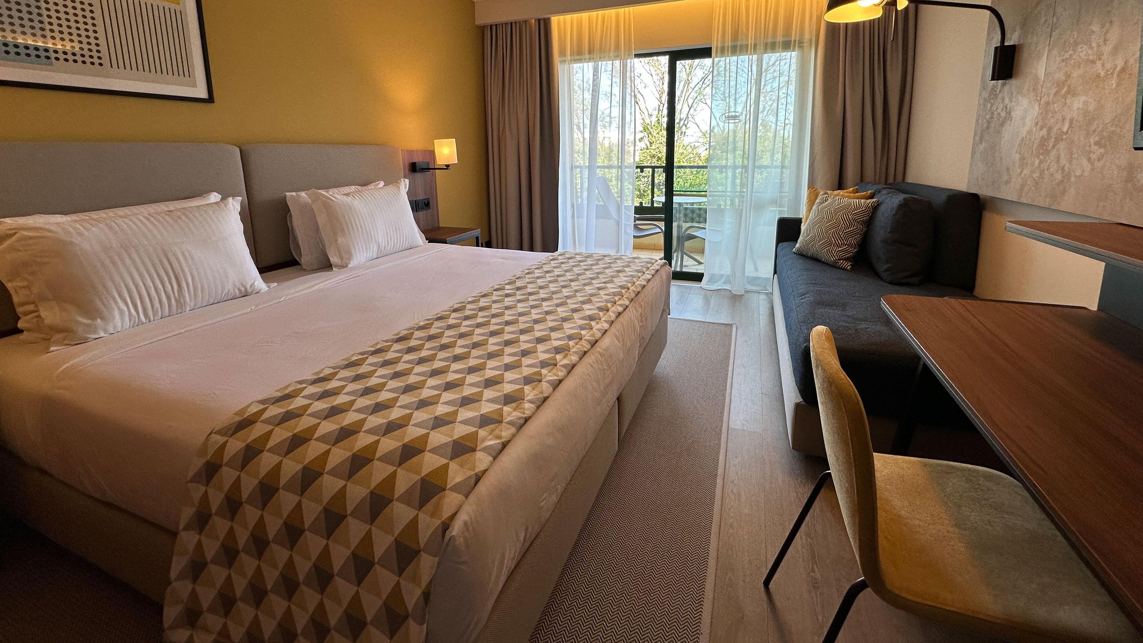 Double bed suite at Real Bellavista Hotel & Spa