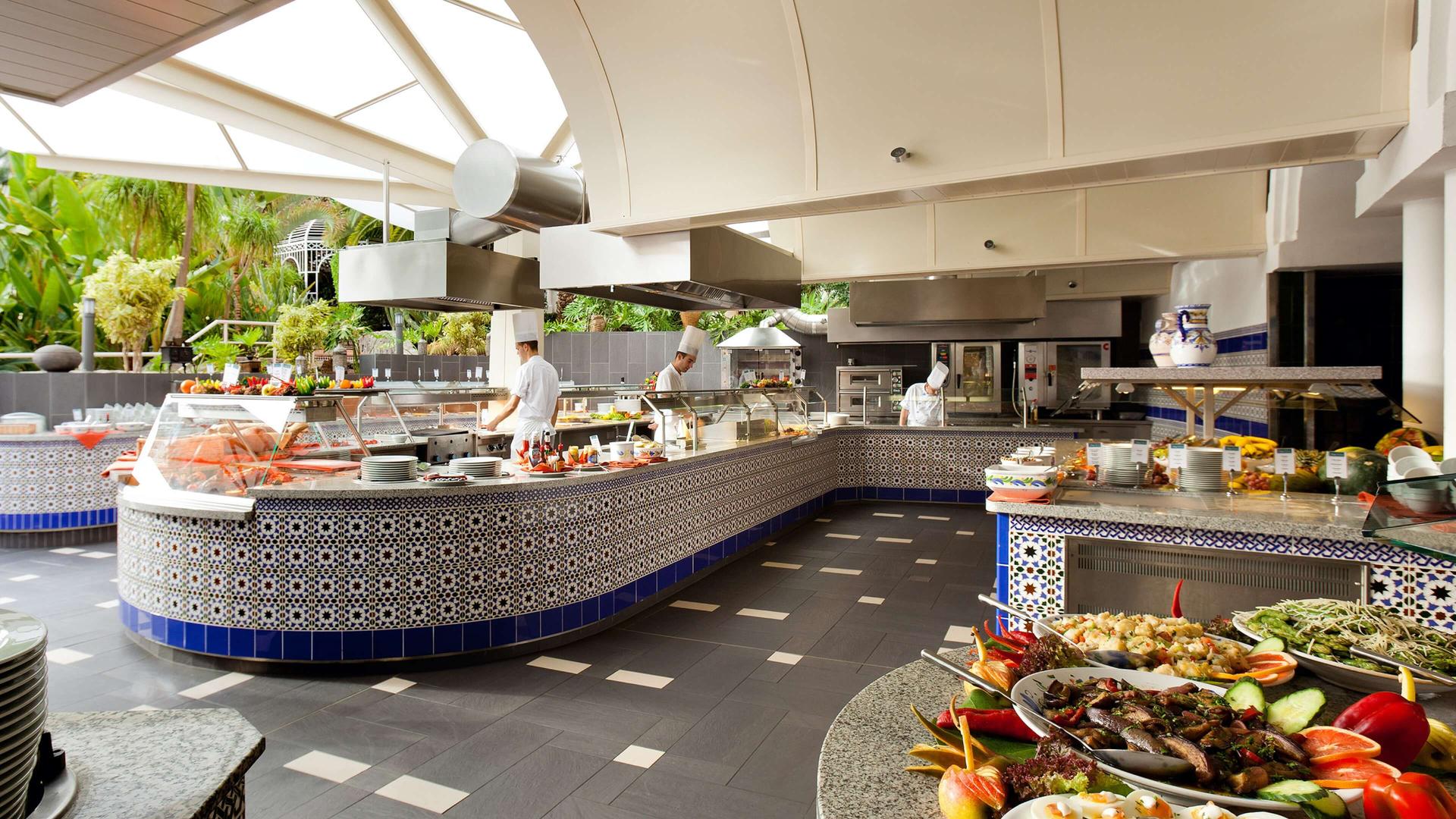 Outdoor food bar at Seaside Sandy Beach