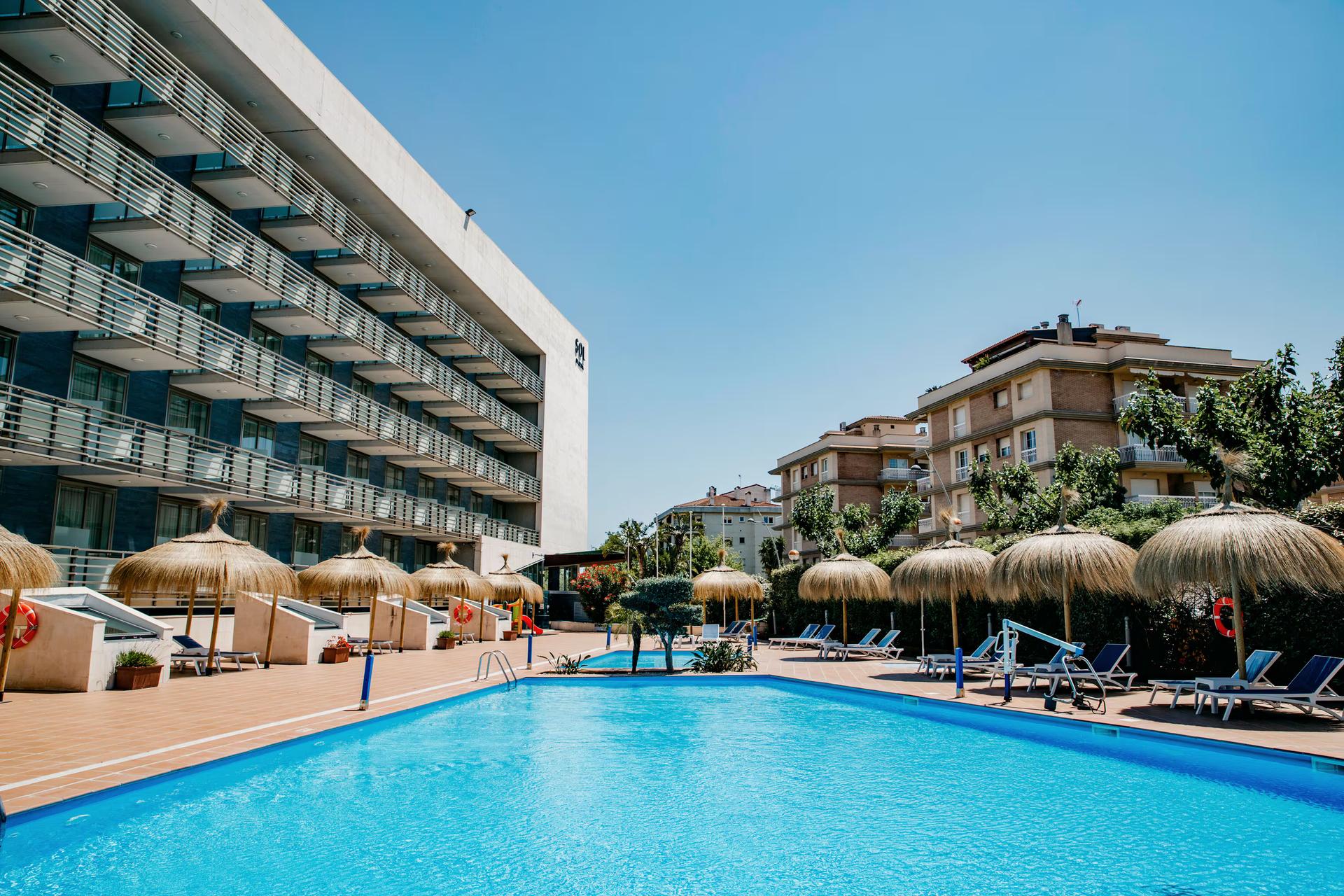 Outdoor swimming pool at Sol Port Cambrils Hotel