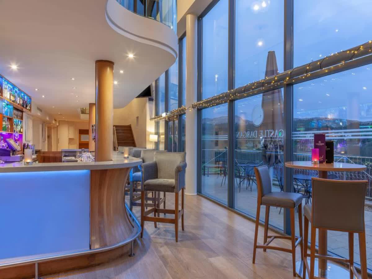 Indoor bar at Castle Dargan Golf Hotel
