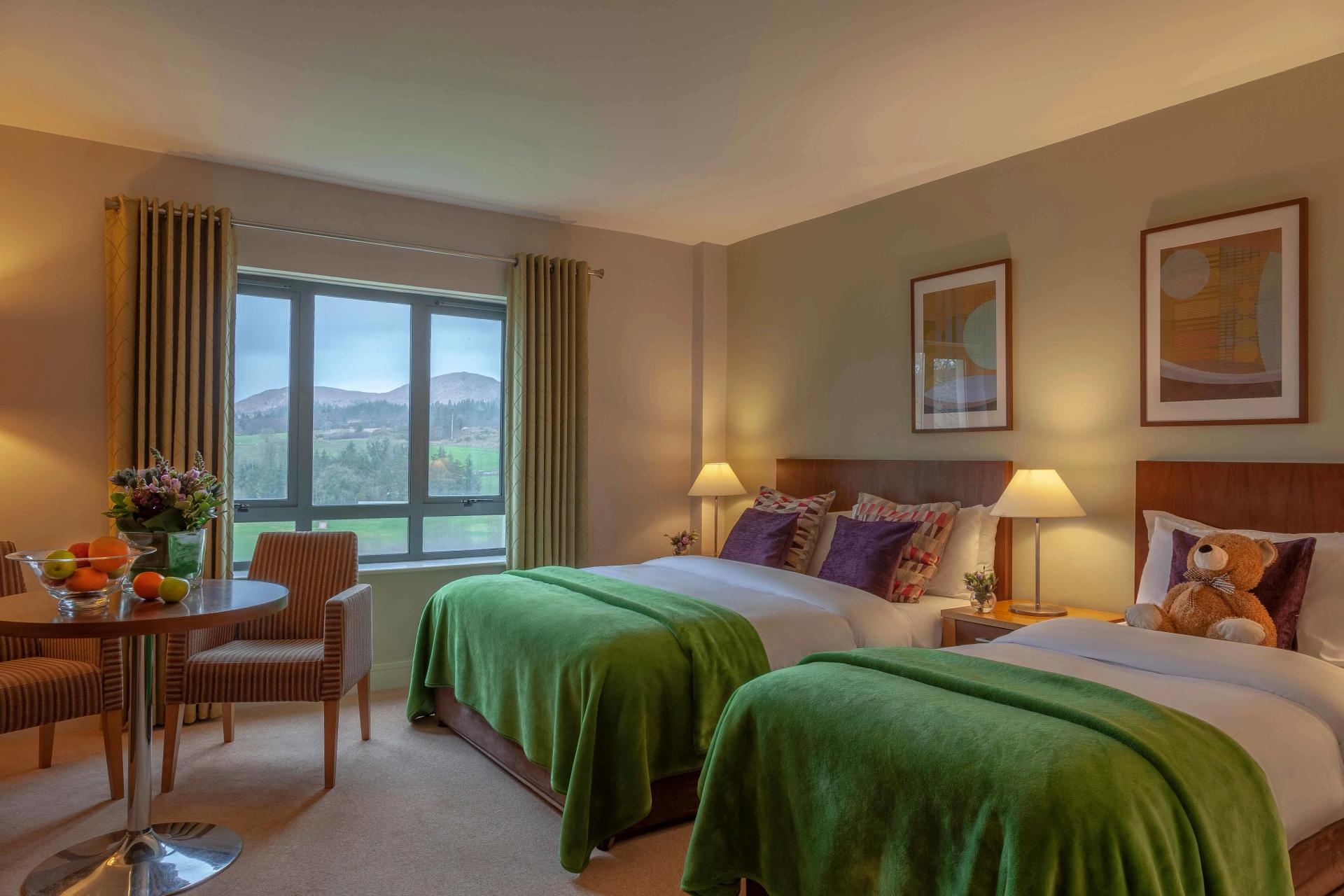 Twin bed suite at Castle Dargan Golf Hotel