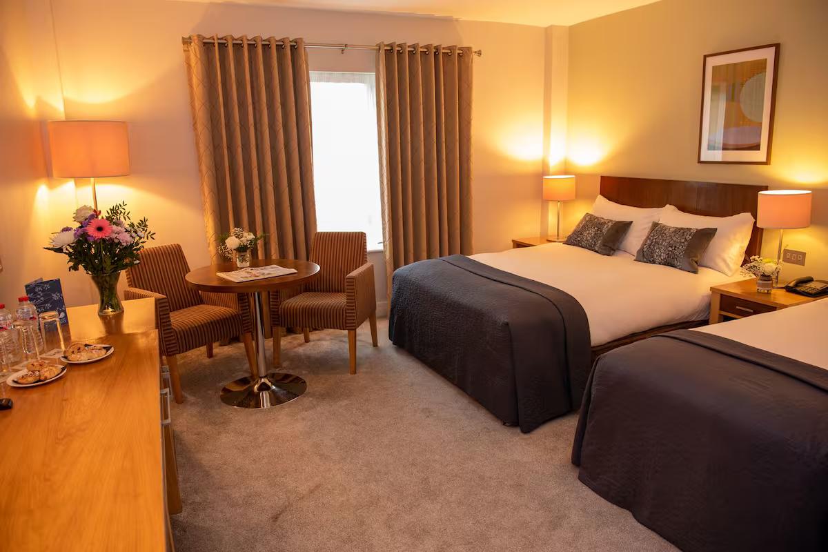 Twin bed suite at Castle Dargan Golf Hotel