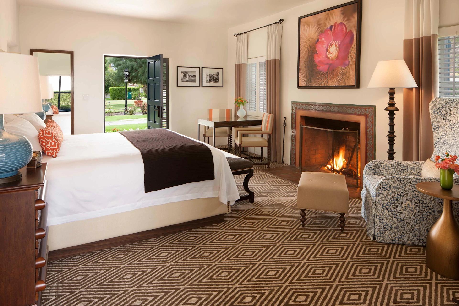 Double bed suite at La Quinta Resort & Club