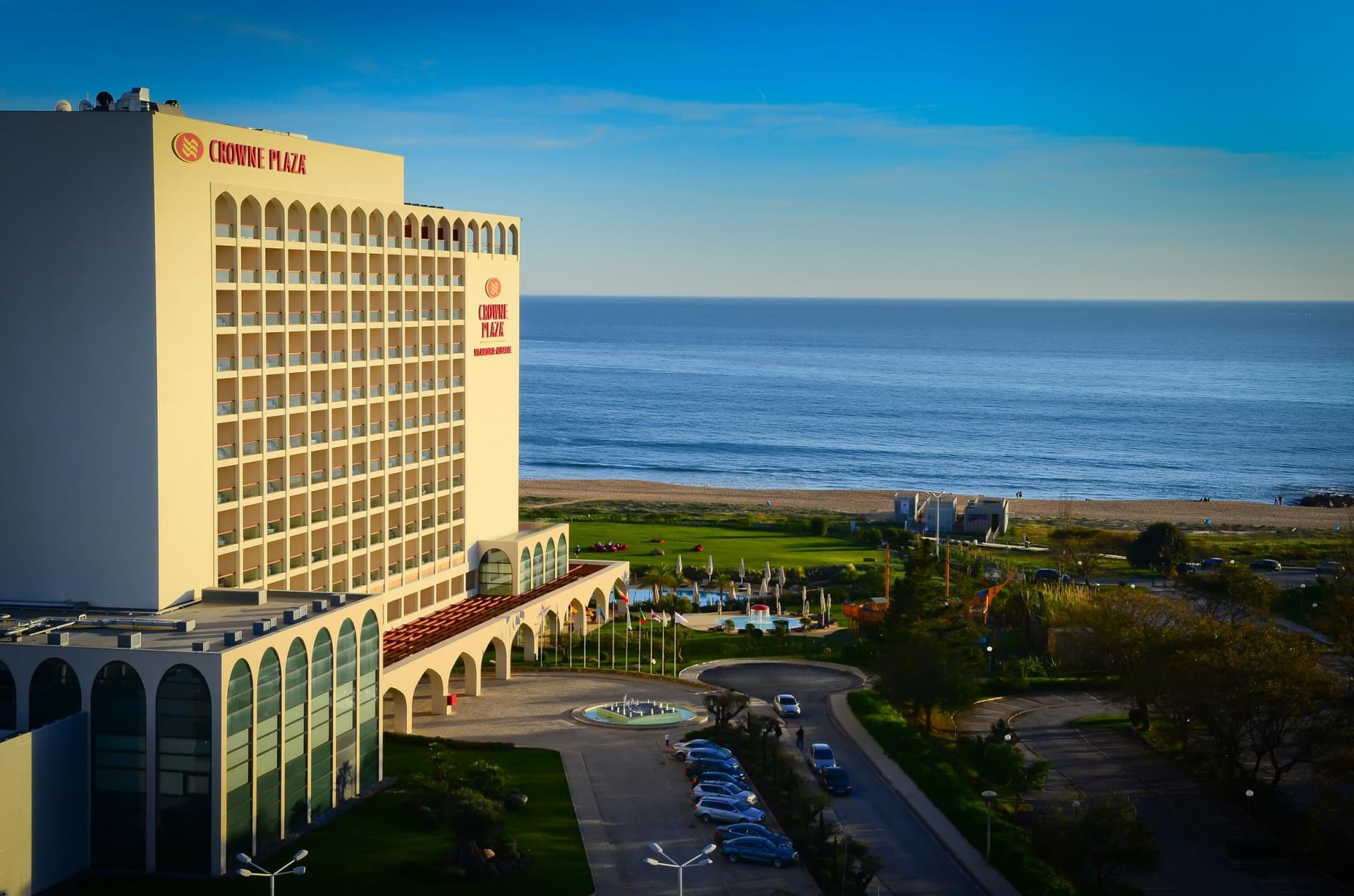 Overhead view of the Crowne Plaza Vilamoura