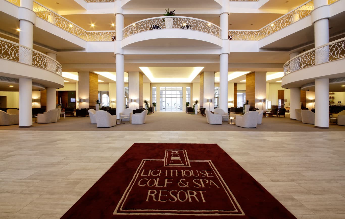 Front entrance to the Lighthouse Golf & Spa Resort