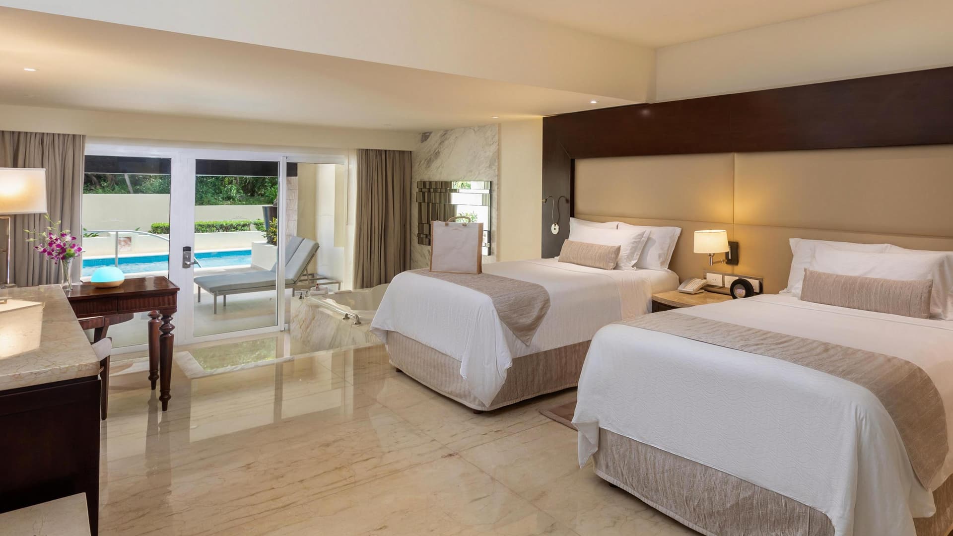 Twin room at the Moon Palace Resort