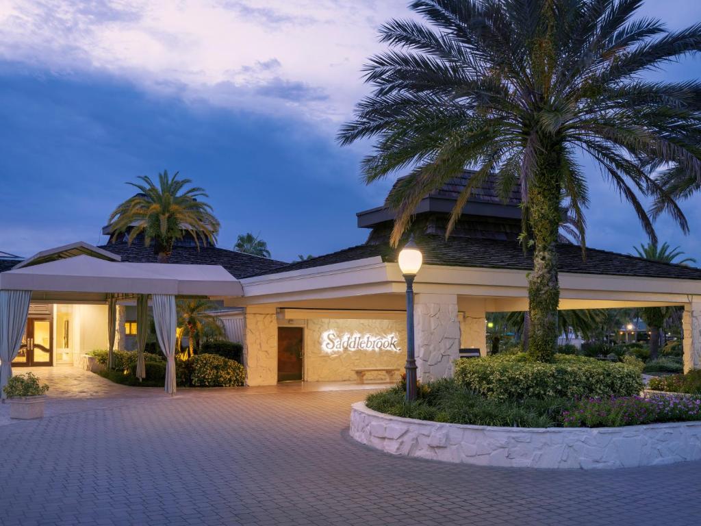 Front entrance to Saddlebrook Resort