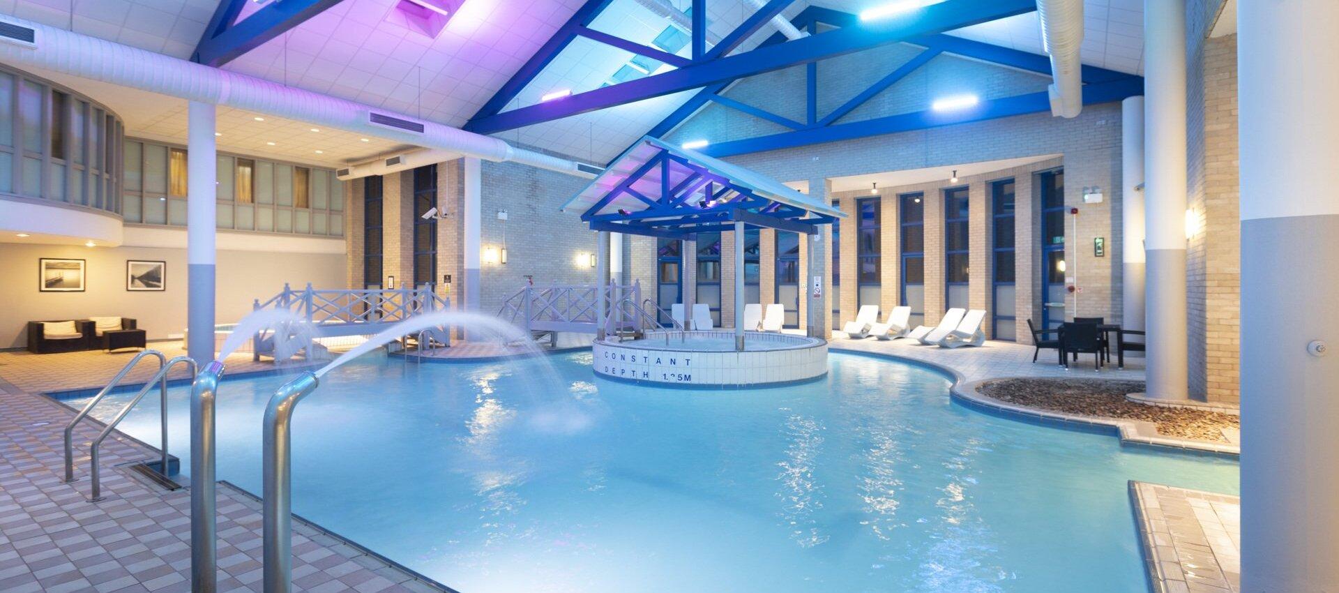 Indoor swimming pool at the Gloucester Robinswood Hotel, BW Signature Collection