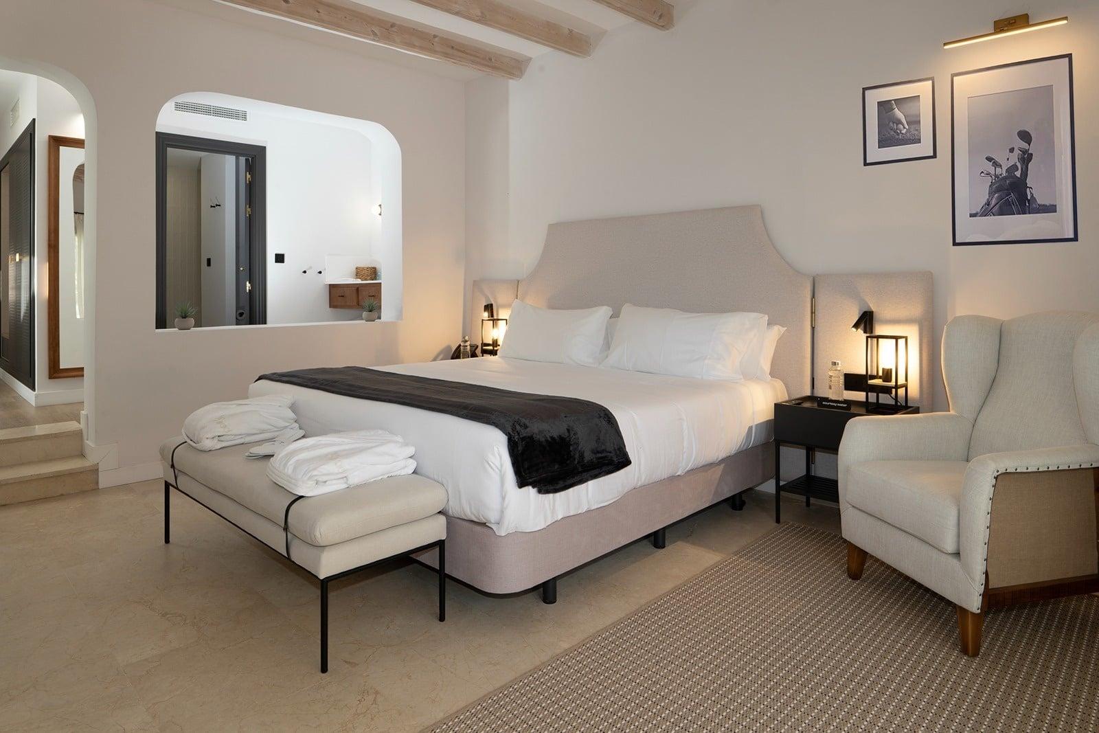 Double bed suite at Inmood San Roque Hotel Sotogrande