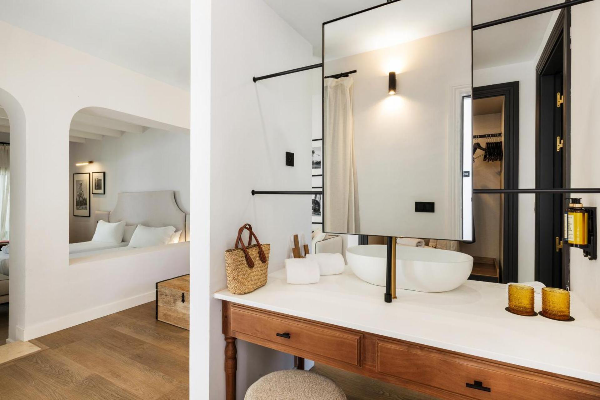 Bathroom as part of a suite at Inmood San Roque Hotel Sotogrande