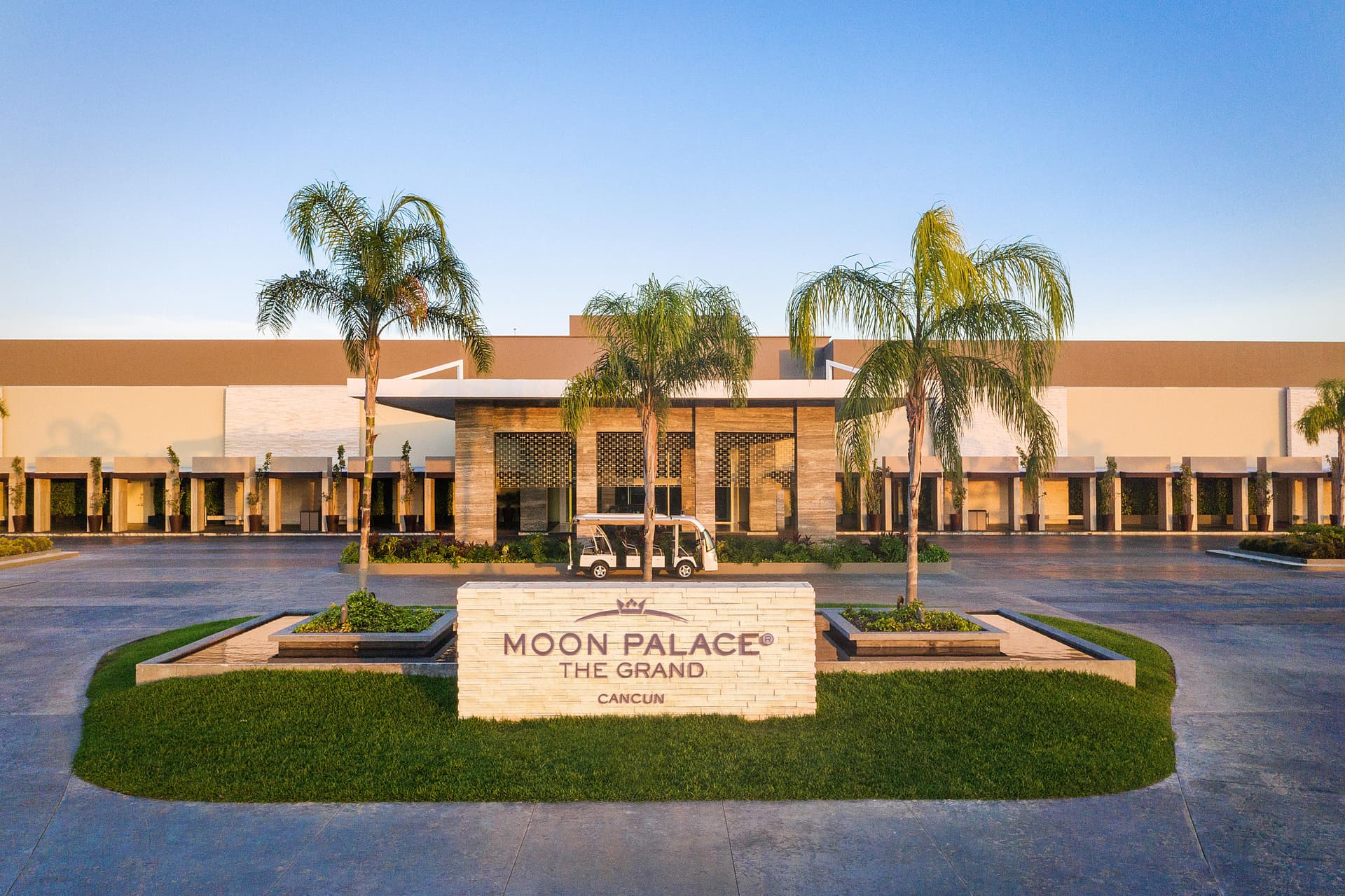 Front entrance to the Moon Palace Resort