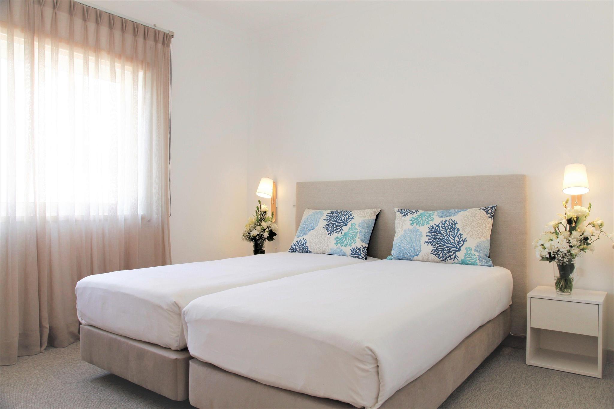 Double bed suite at the Praia D'El Rey Golf & Beach Resort - THE VILLAGE