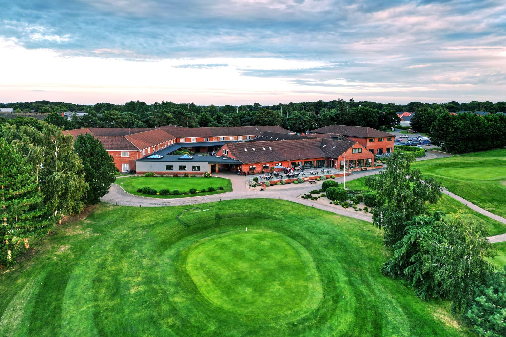 The Wensum Valley Hotel, Golf & Country Clubhouse overlooking a smooth green