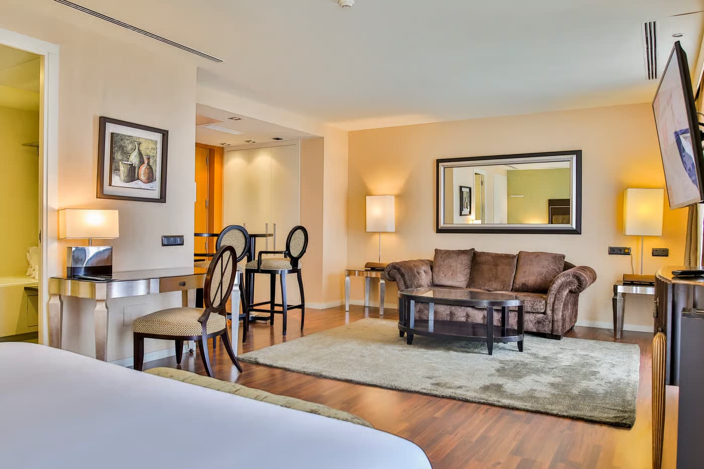Spacious double bed suite with a lounging area