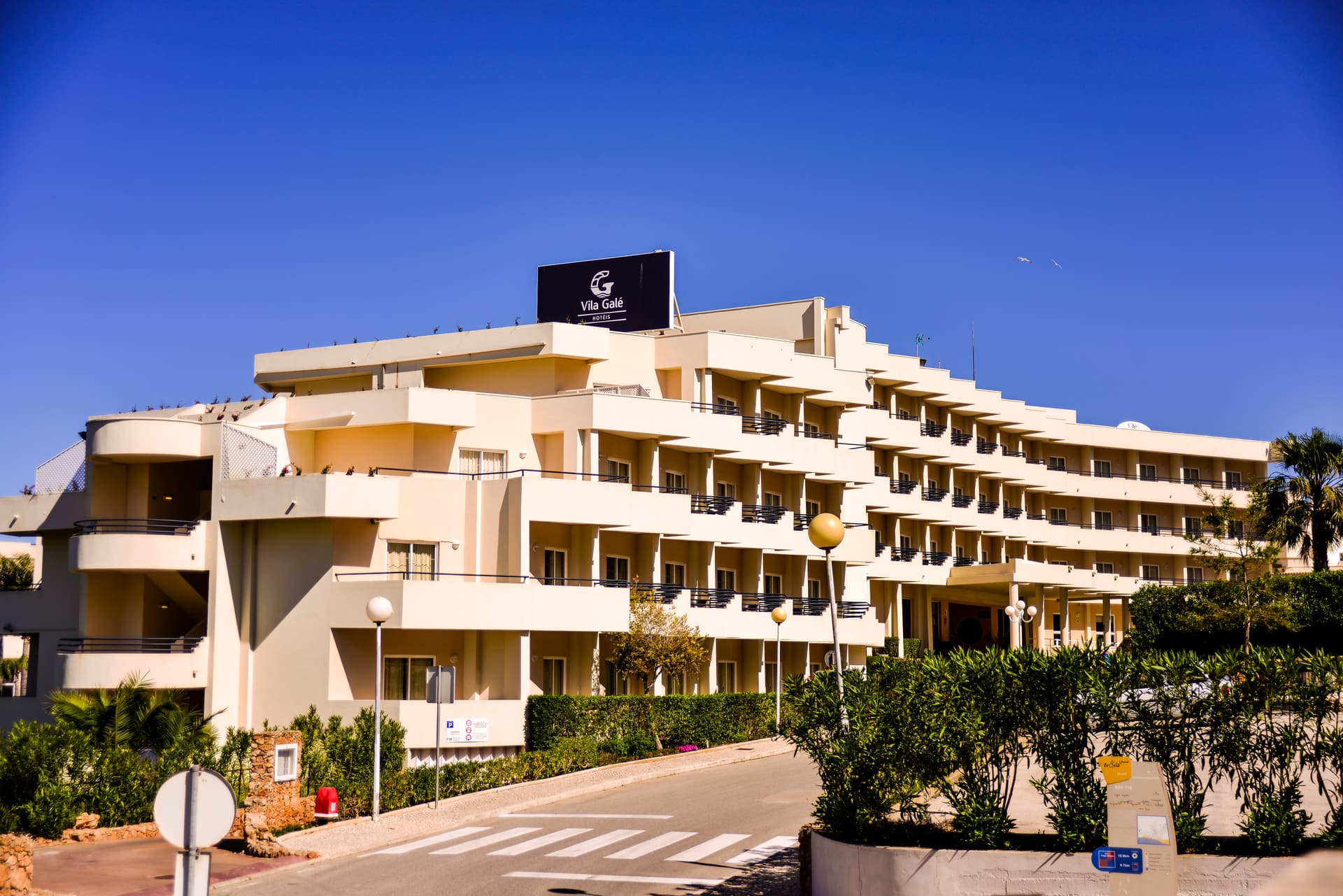 Panoramic view of Hotel Vila Gale Nautico
