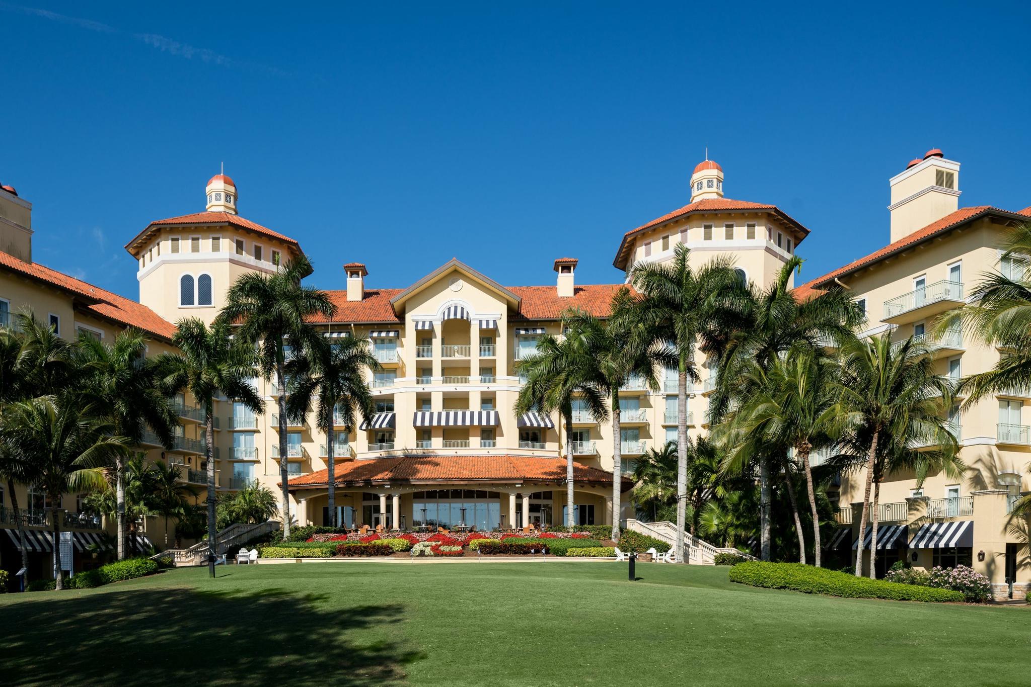 Panoramic view of The Ritz-Carlton Golf Resort