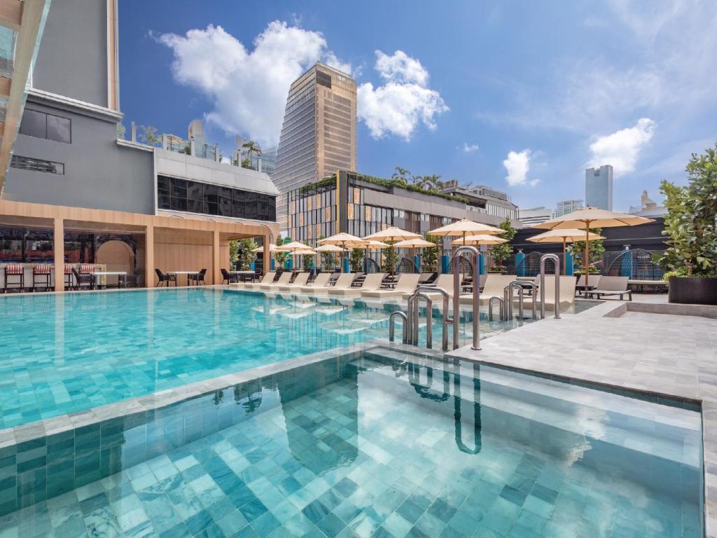 Rooftop pool at pipa hotel bangkok