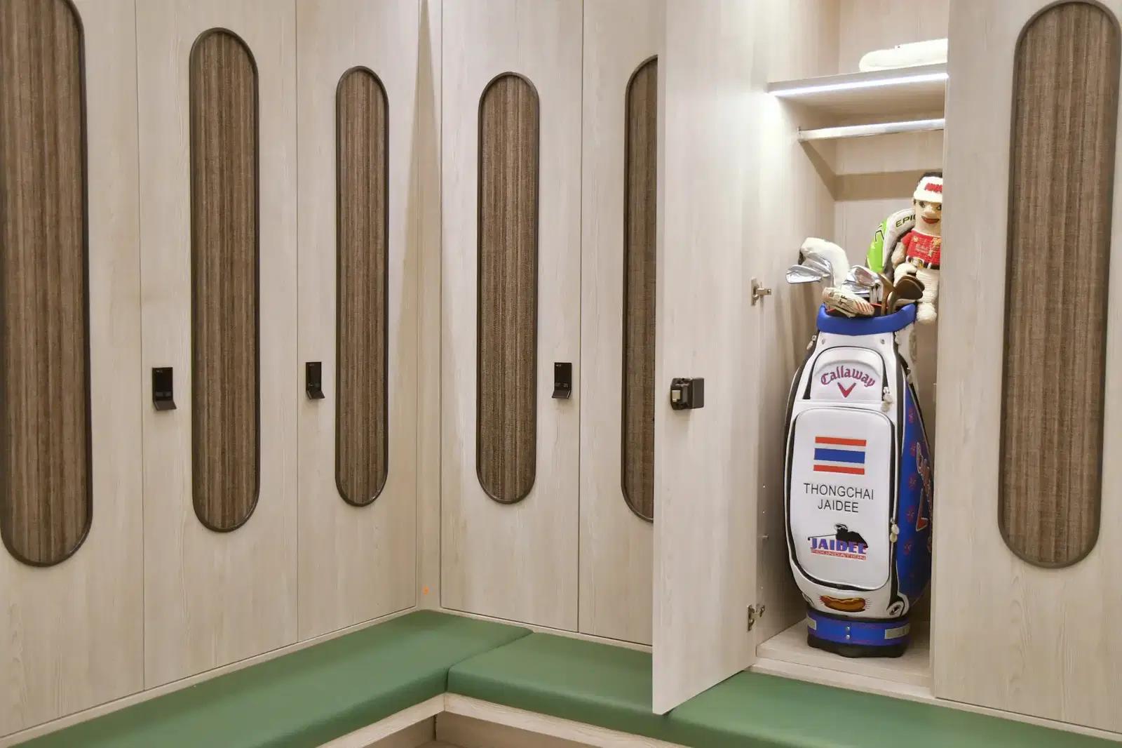 Golf bag locker at RG City & Robinswood Thailand