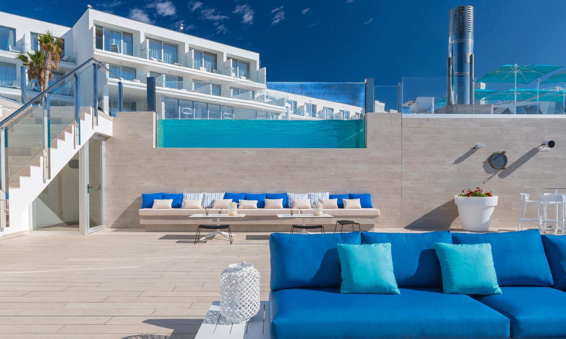 Panoramic view looking up at Elba Sunset Mallorca & Thalasso Spa