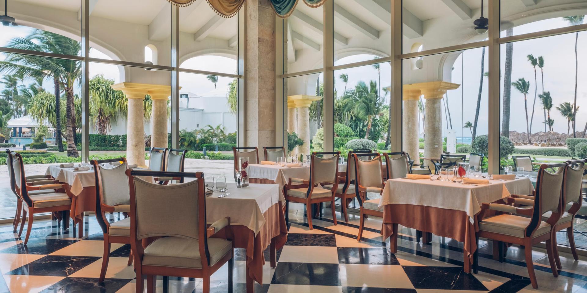 Indoor dining at Iberostar Grand Hotel Bávaro