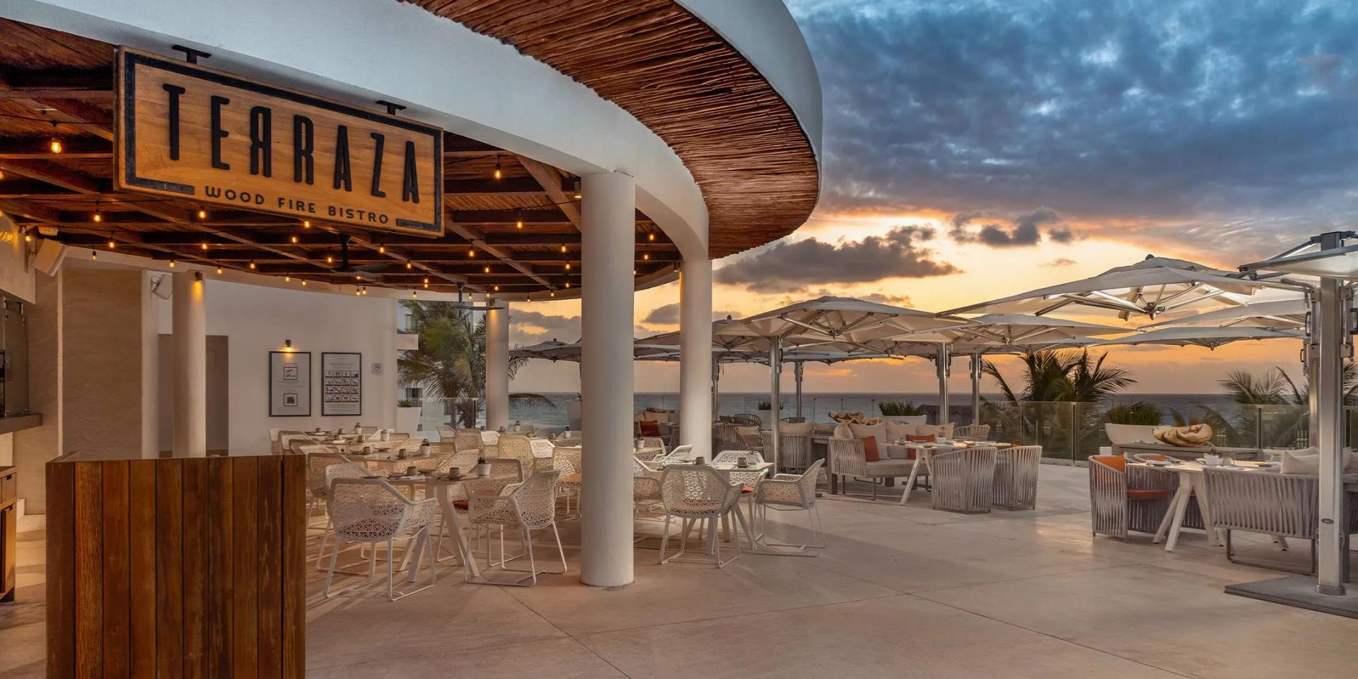 Outdoor restaurant at Le Blanc Spa Resort