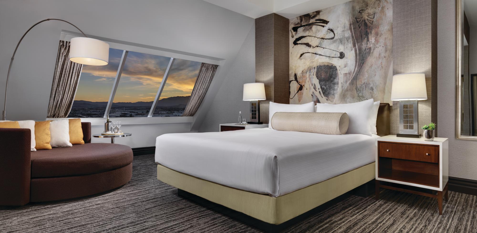 Double bed room at The Luxor Casino & Resort