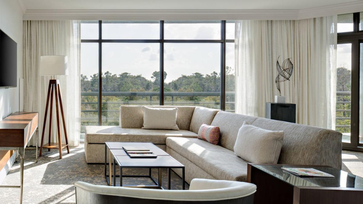 Living room as part of a villa at Sawgrass Marriott Golf Resort & Spa