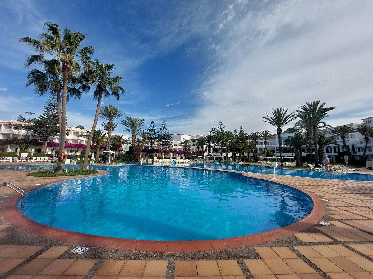 Outdoor swimming pool at Iberostar Founty