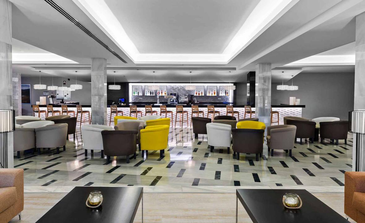 Bar at Elba Lanzarote Royal Village Resort