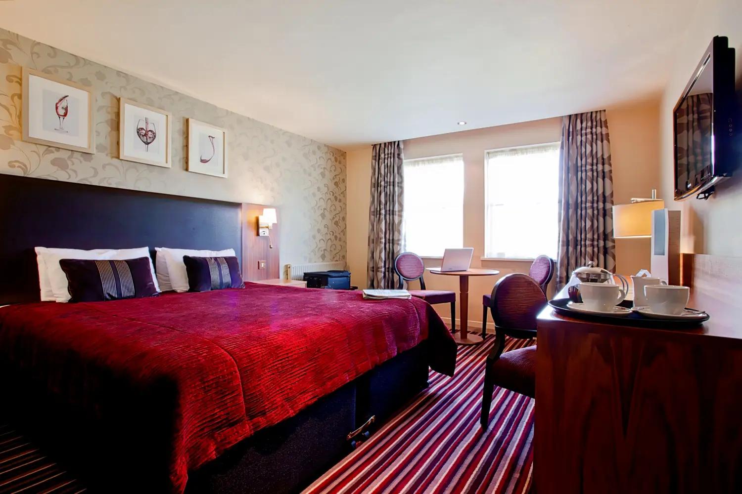 Double bed suite at the Gloucester Robinswood Hotel, BW Signature Collection