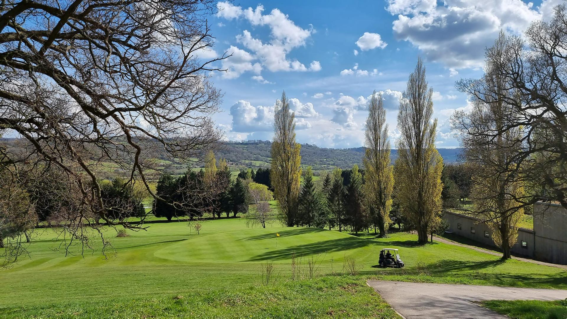 A well maintained downhill fairway