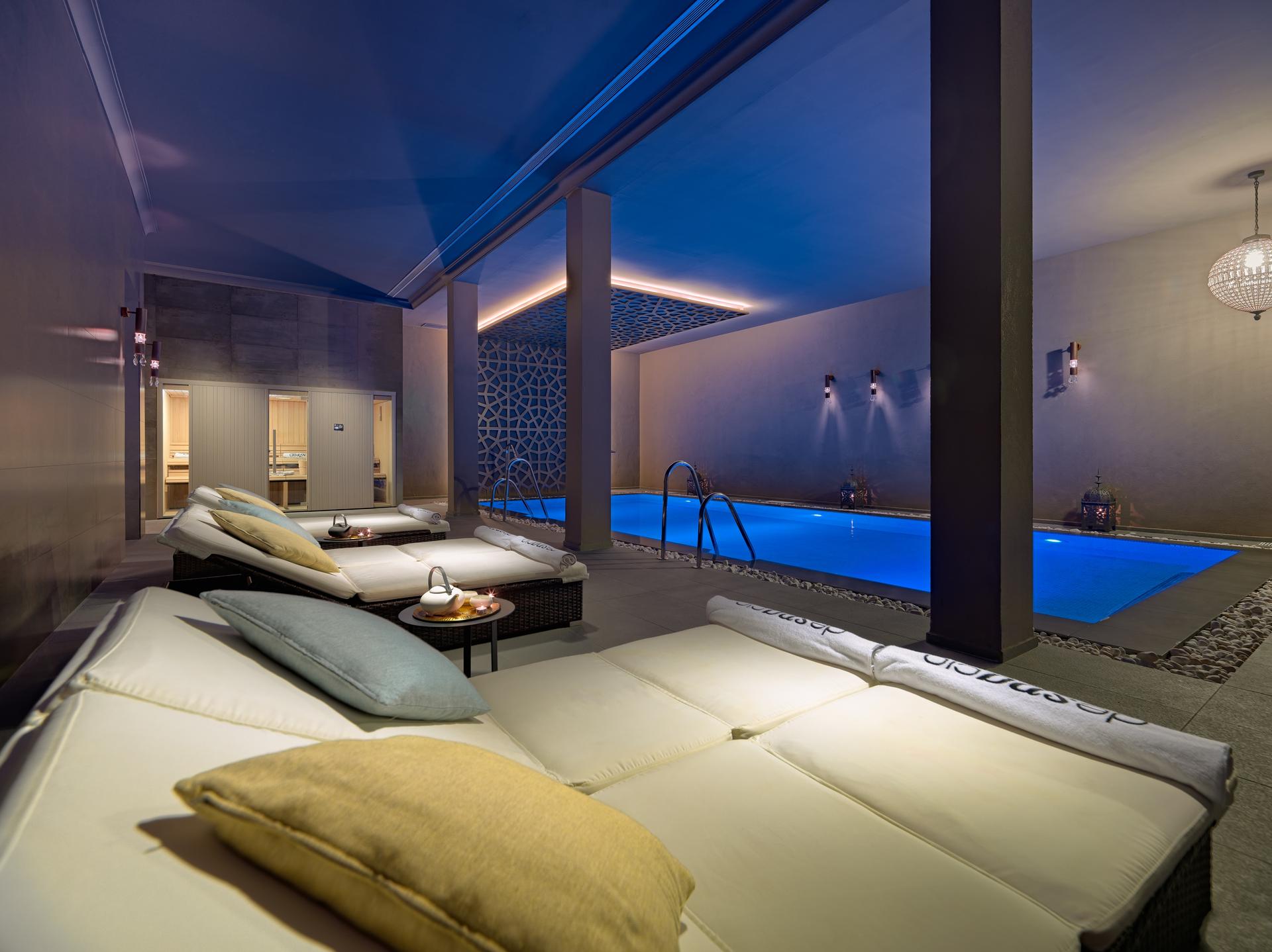 Spa facilities at H10 Andalucía Plaza