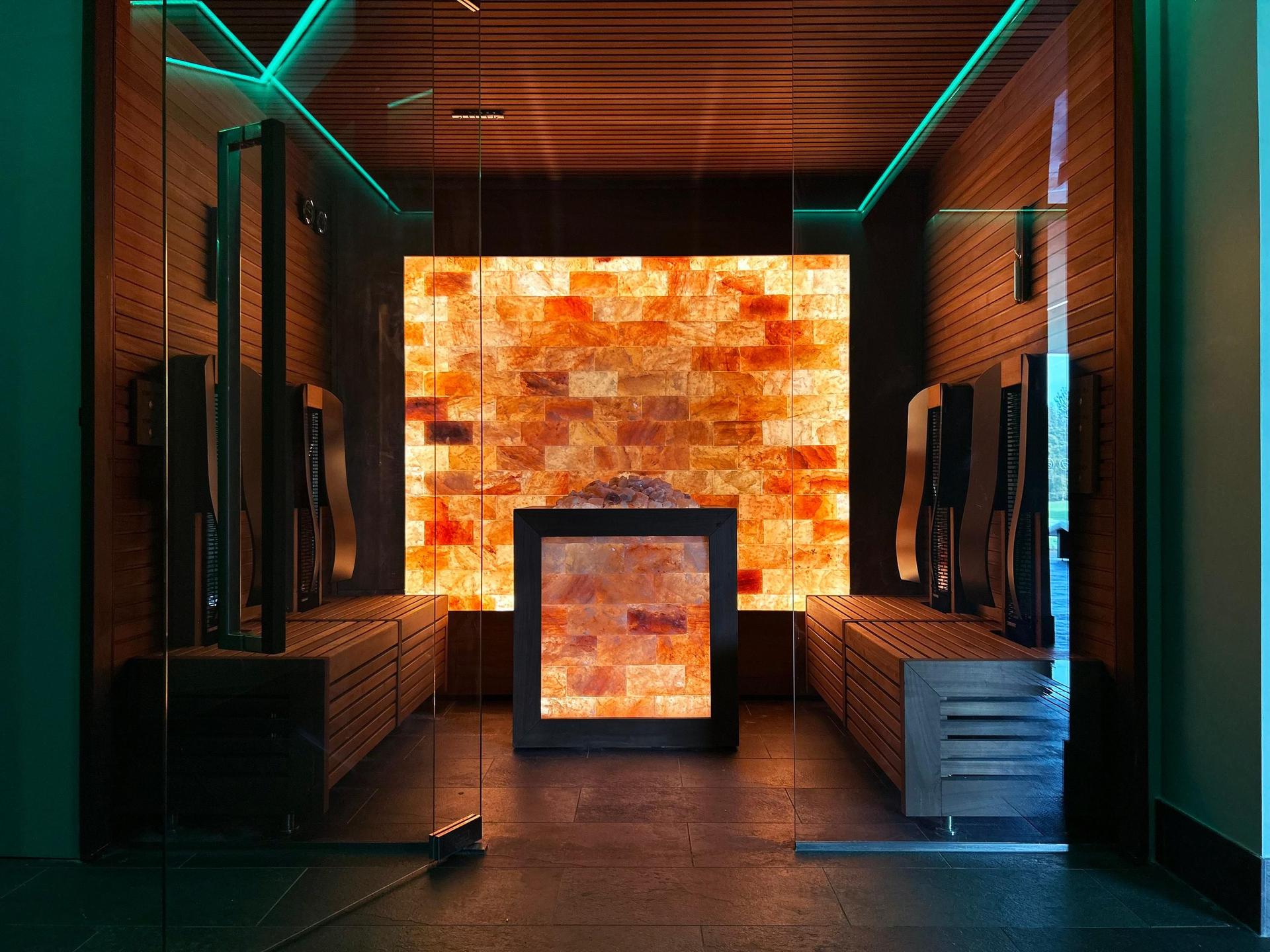 Spa facilities at the Indoor swimming pool part of the spa facilities at Hellidon Lakes Golf & Spa Hotel