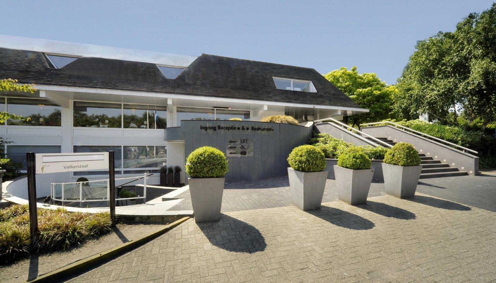 Front entrance to the Hotel Vught s Hertogenbosch