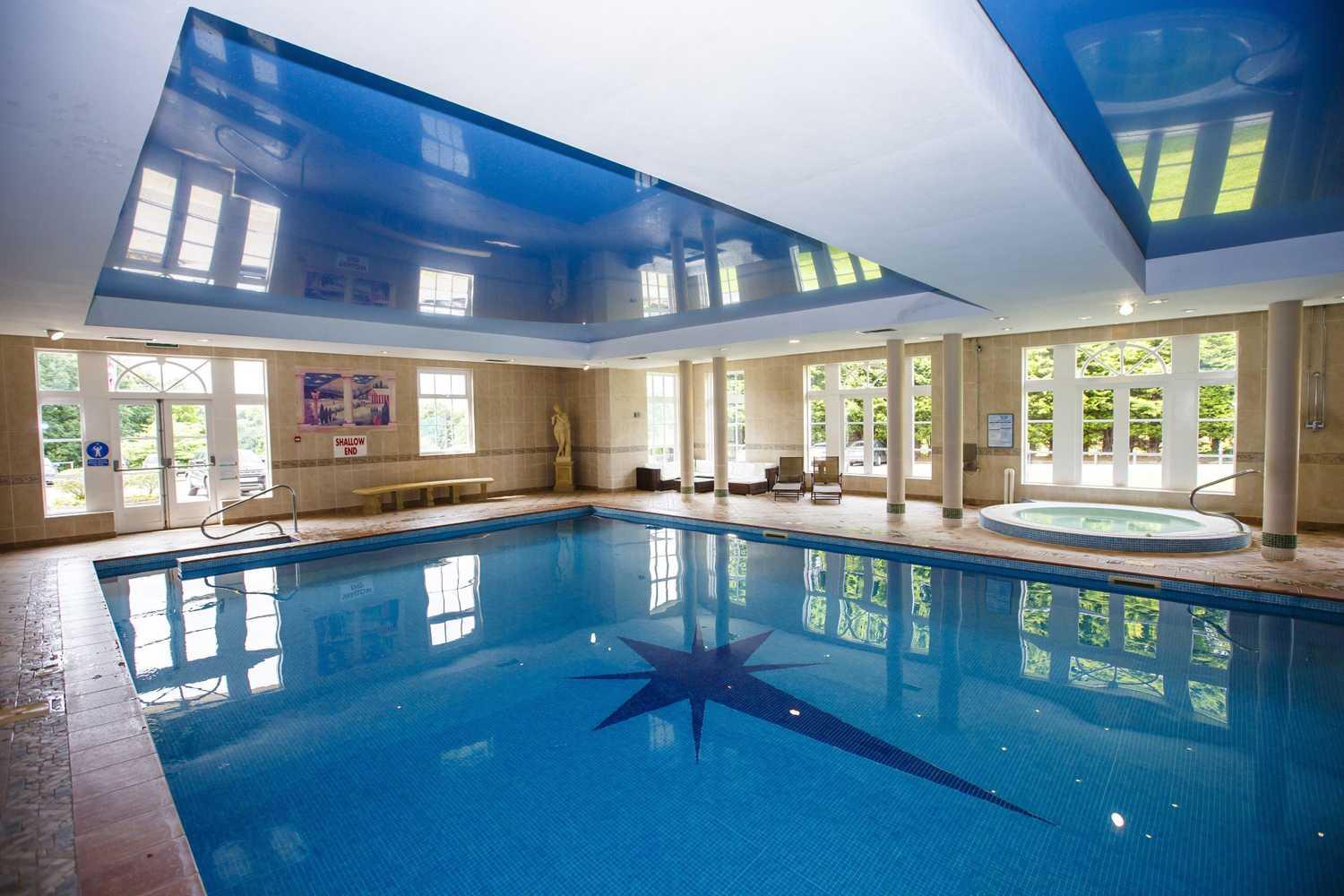 Indoor swimming pool at the Shaw Hill Golf Resort & Spa Hotel