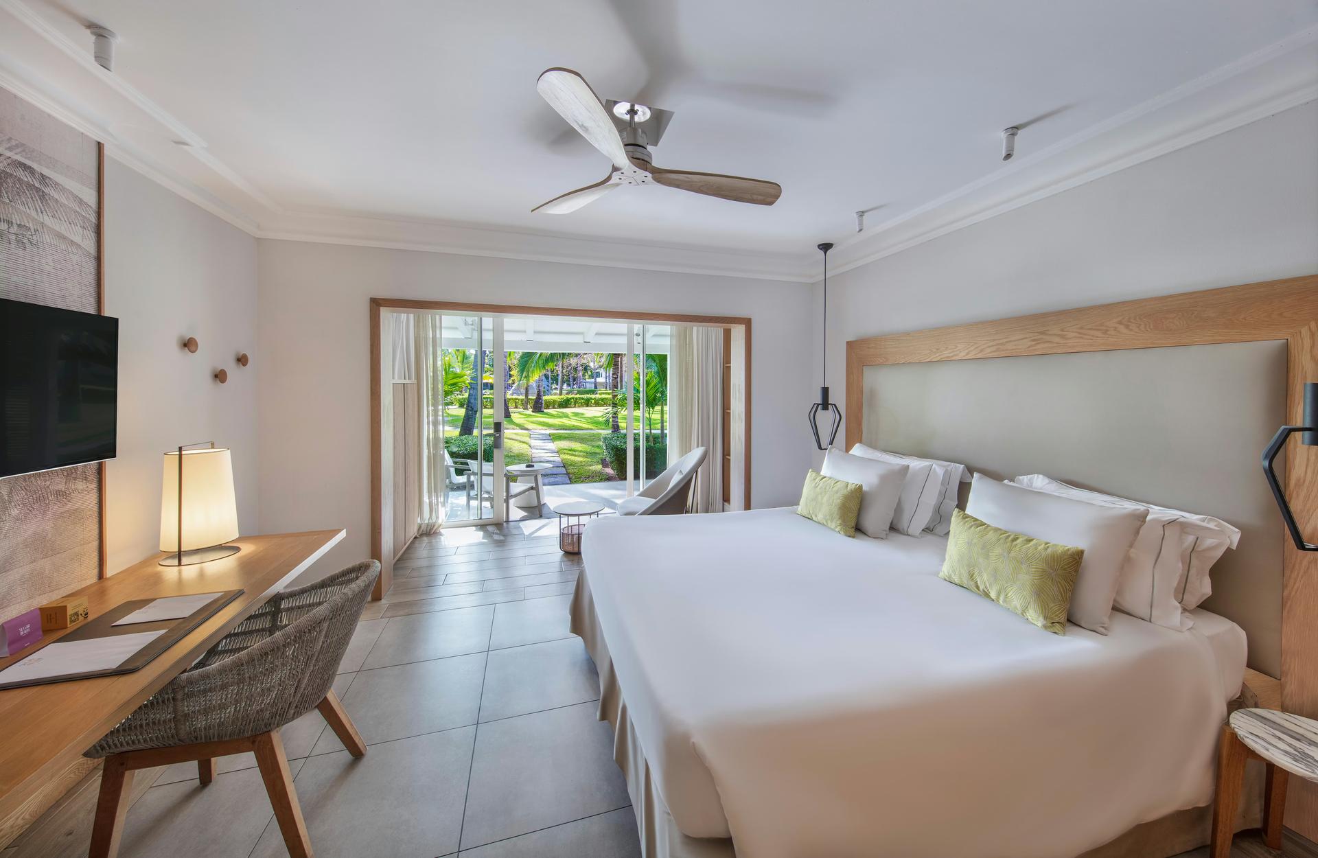 Double bed suite at Sugar Beach Resort