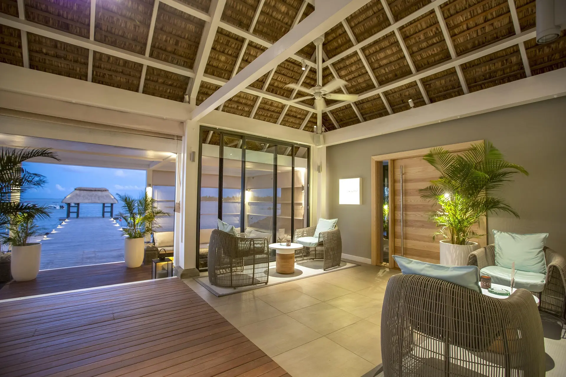 Indoor lounging area at the The Bay Club at Anahita