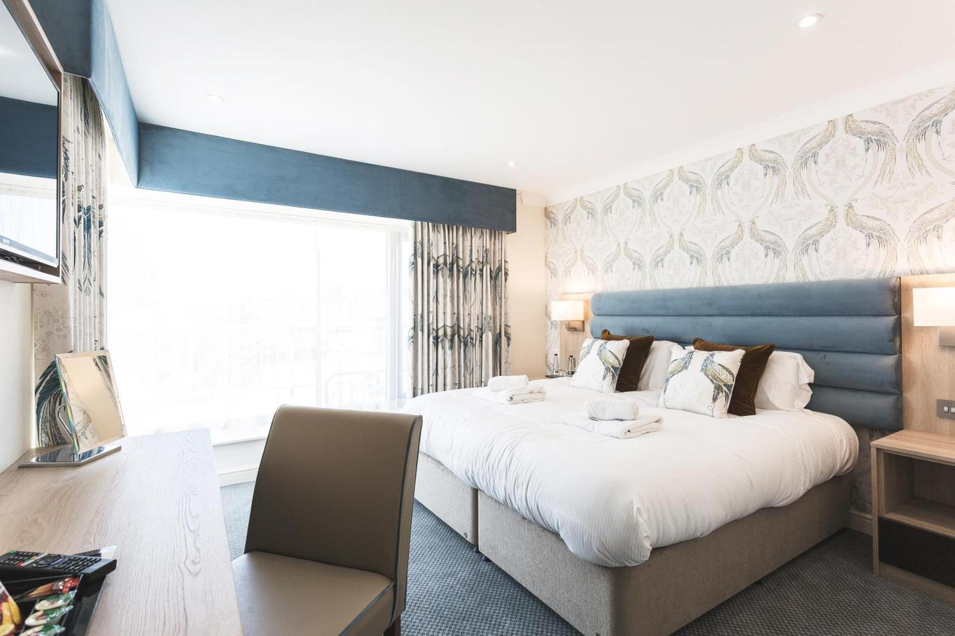 Spacious double bed suite at The Nottinghamshire Golf & Country Club