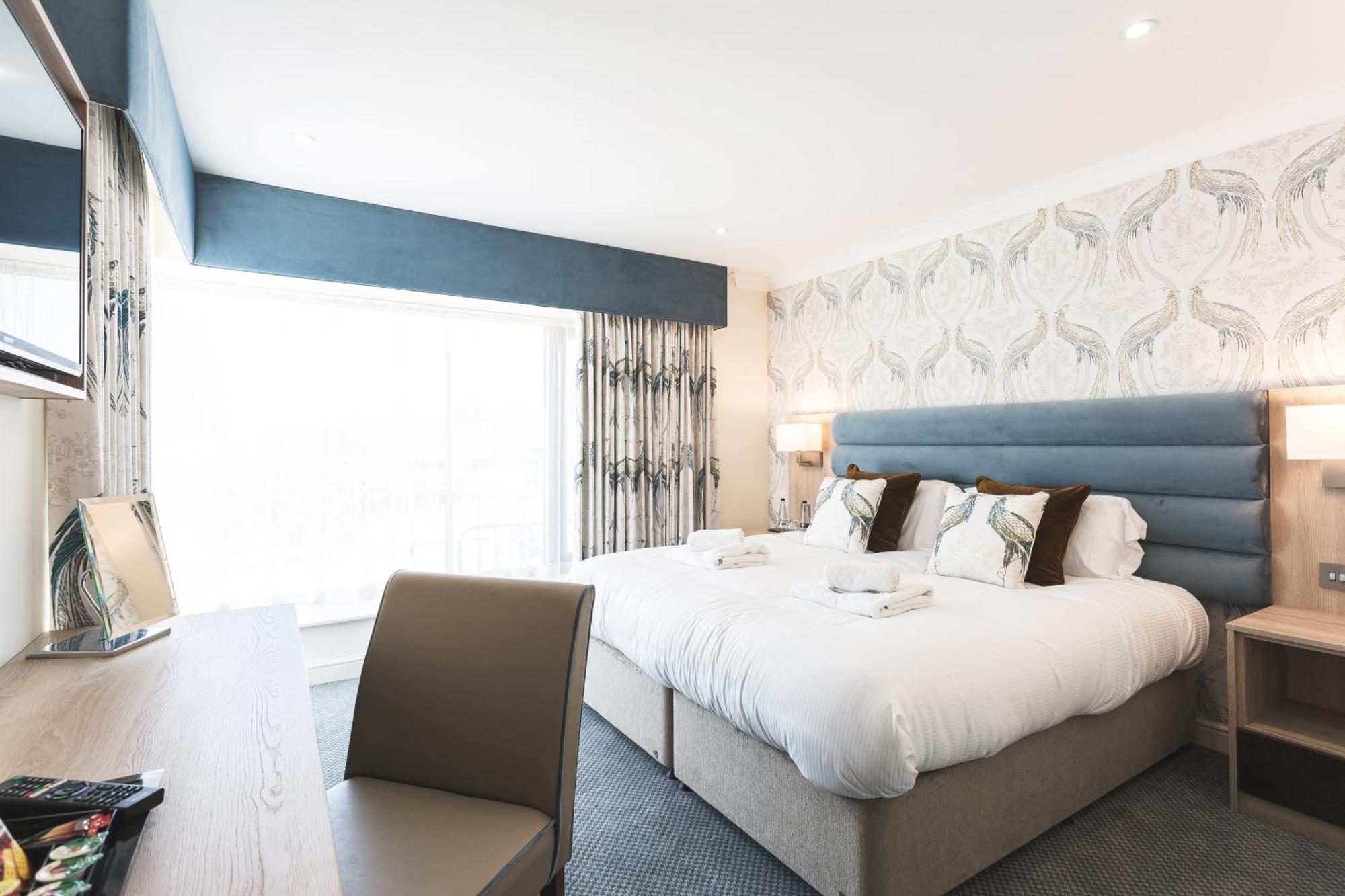 Spacious double bed suite at The Nottinghamshire Golf & Country Club