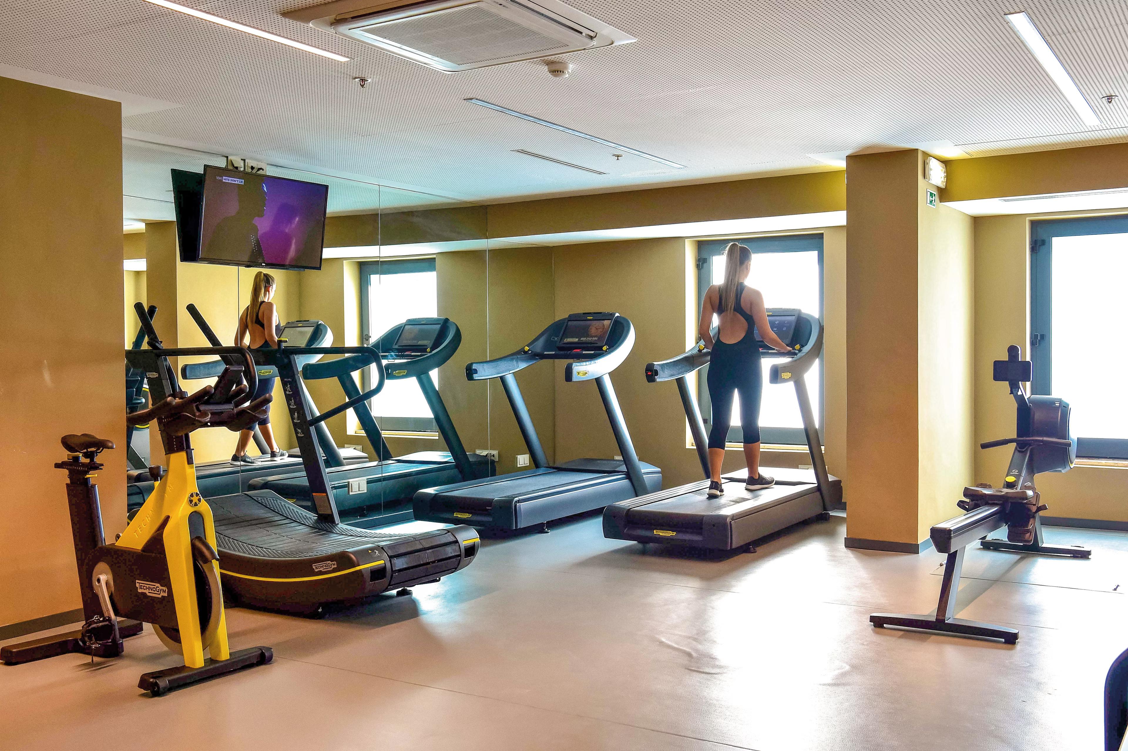 Gym facilities at The Prime Energize Monte Gordo