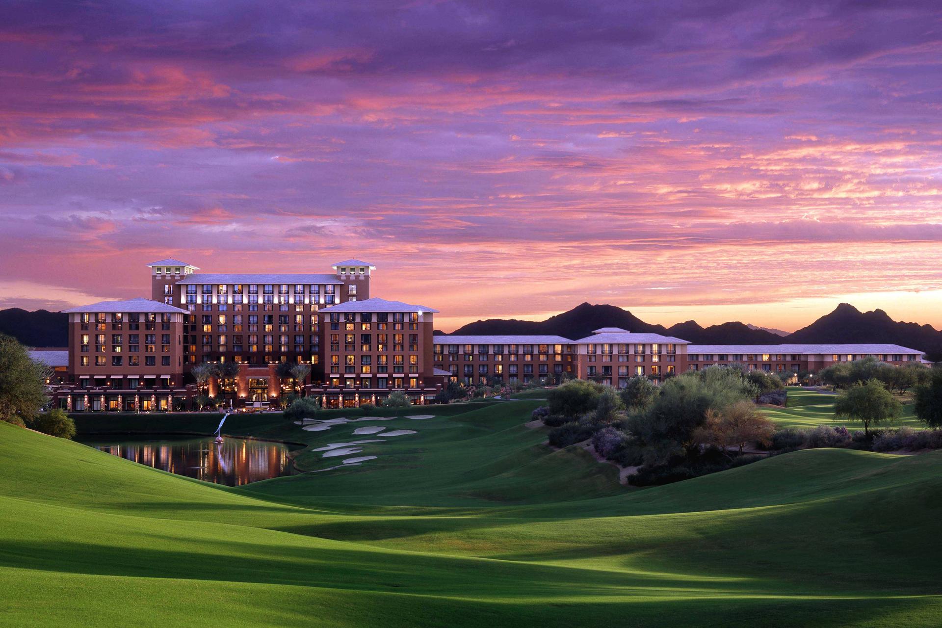 The Westin Kierland Resort and Spa overlooking the course