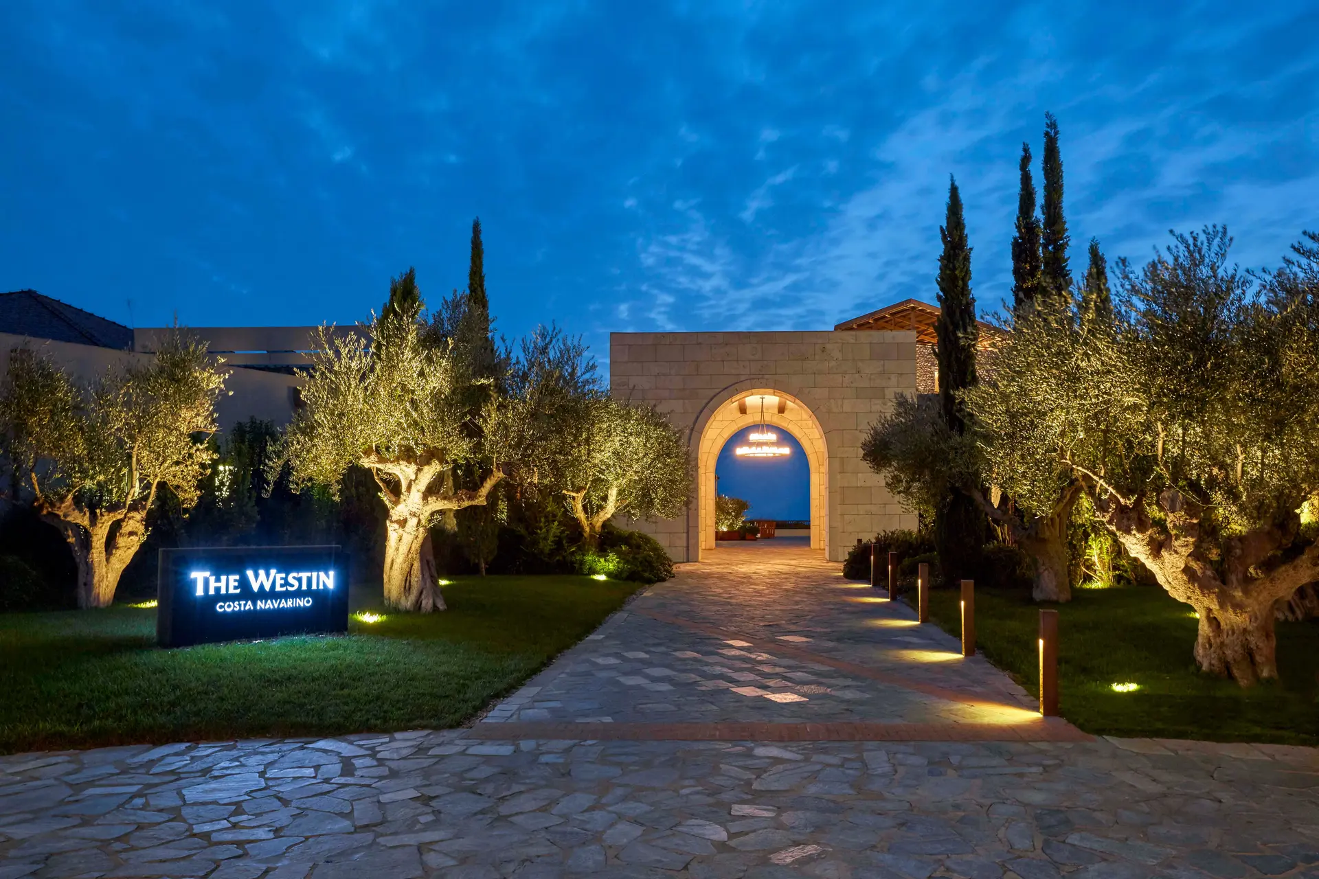 Front entrance to The Westin Resort Costa Navarino