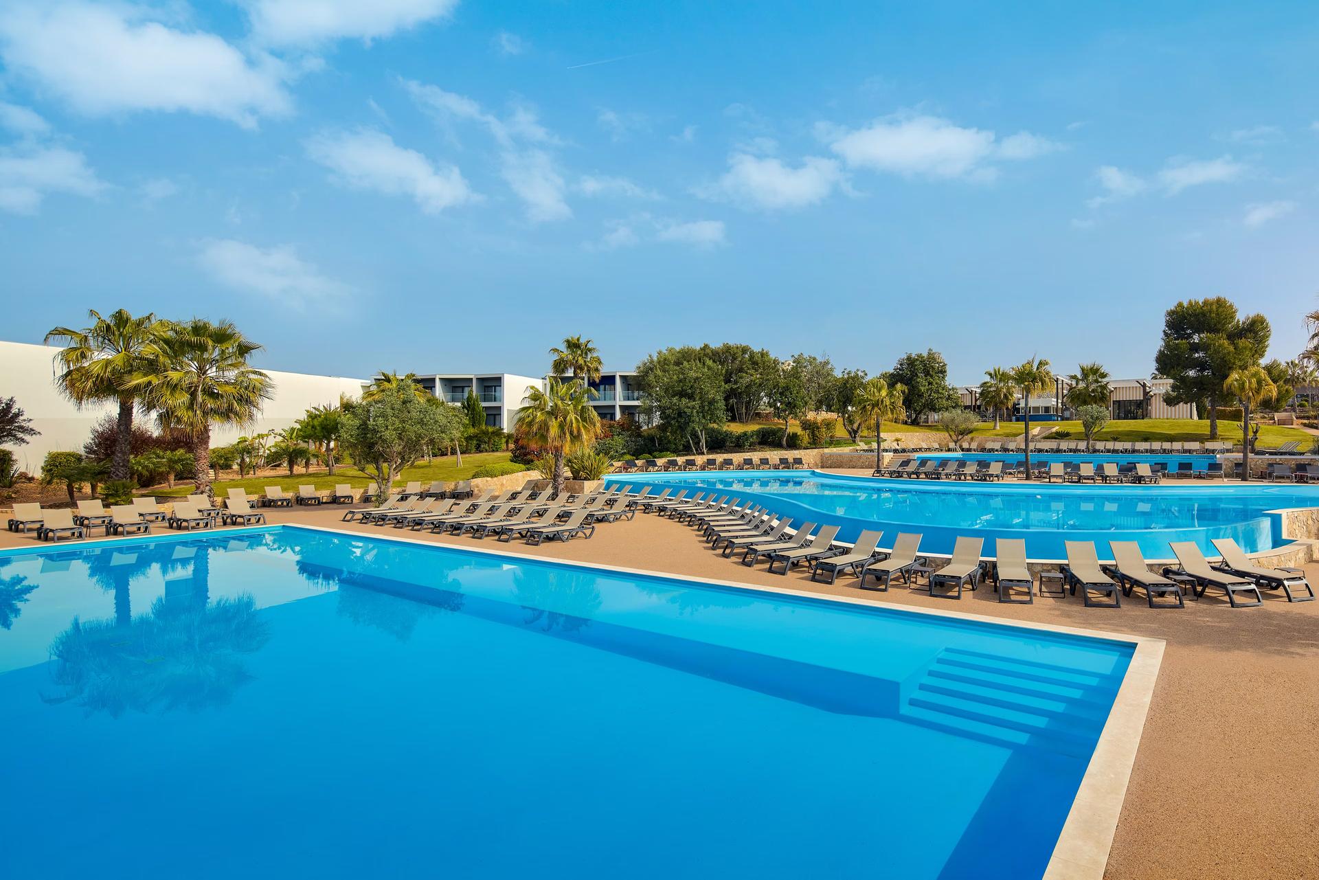 Outdoor swimming pool at the Tivoli Alvor Algarve Resort