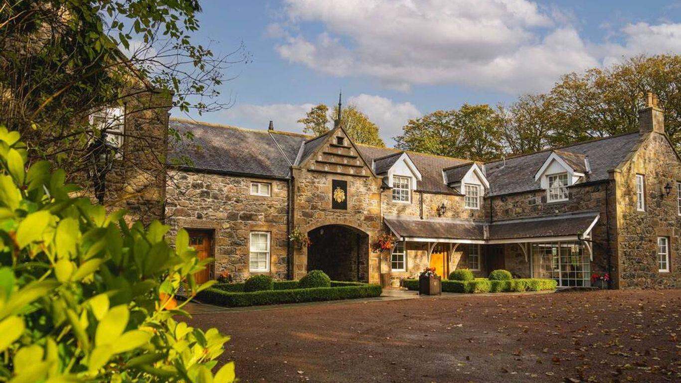 Front entrance to Trump International Scotland