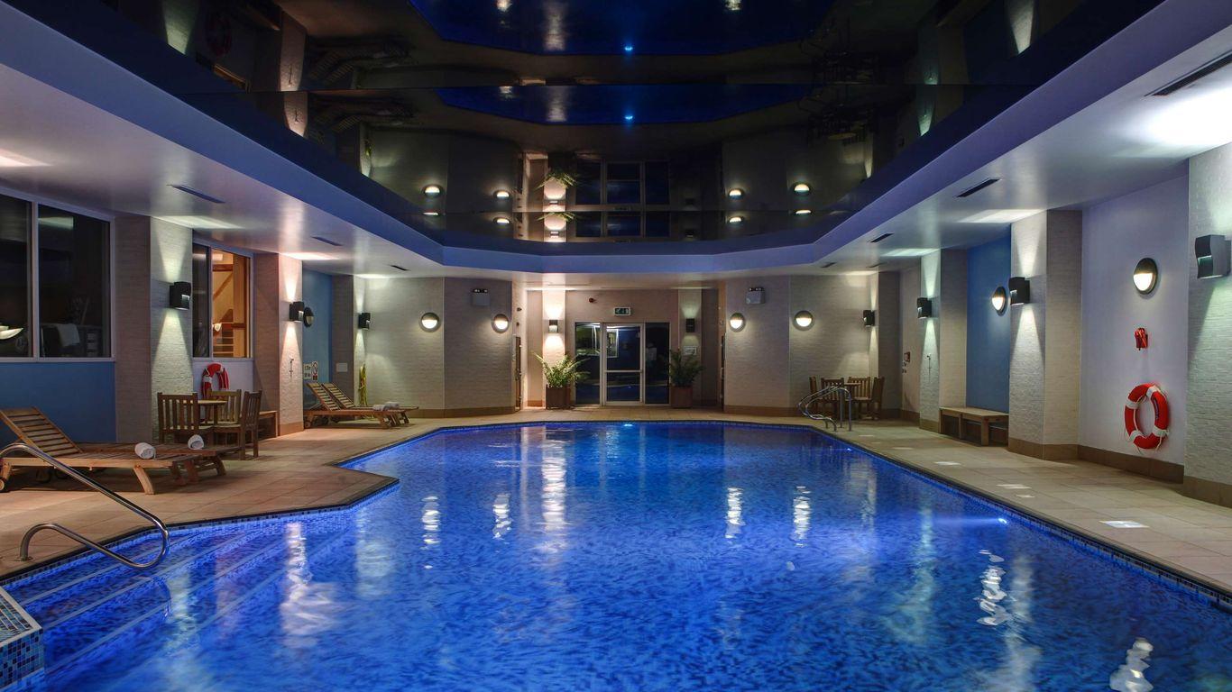 Indoor swimming pool at Windmill Village Hotel, Golf Club & Spa