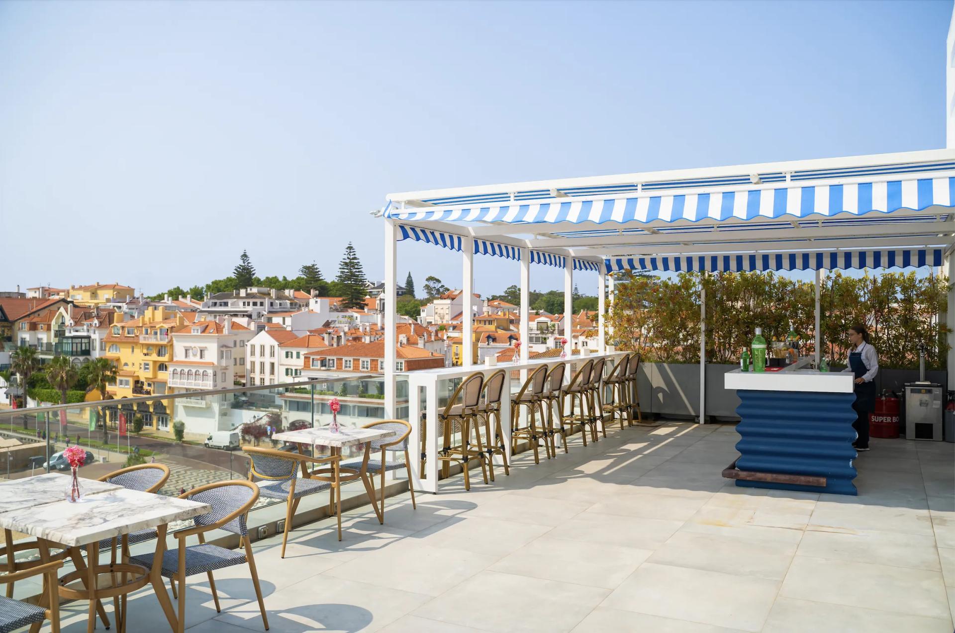 Rooftop bar at Hotel Baia