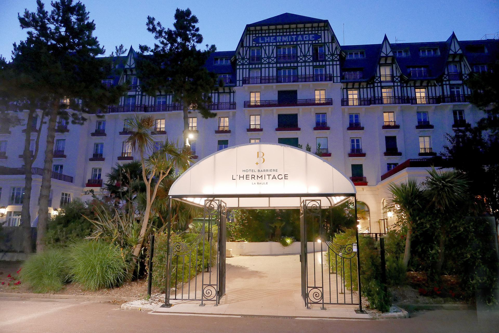Front entrance to Hotel Barriere L'Hermitage La Baule